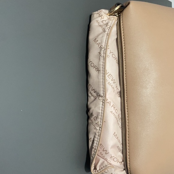 Marc NY purse with adjustable strap - Picture 9 of 10